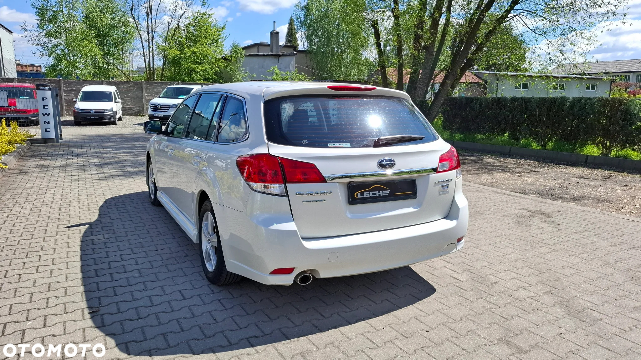 Subaru Legacy - 27