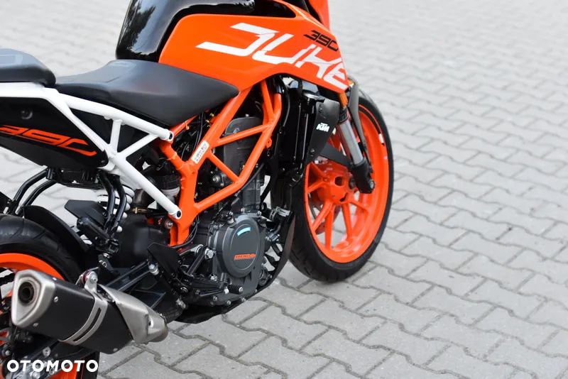 KTM Duke - 17