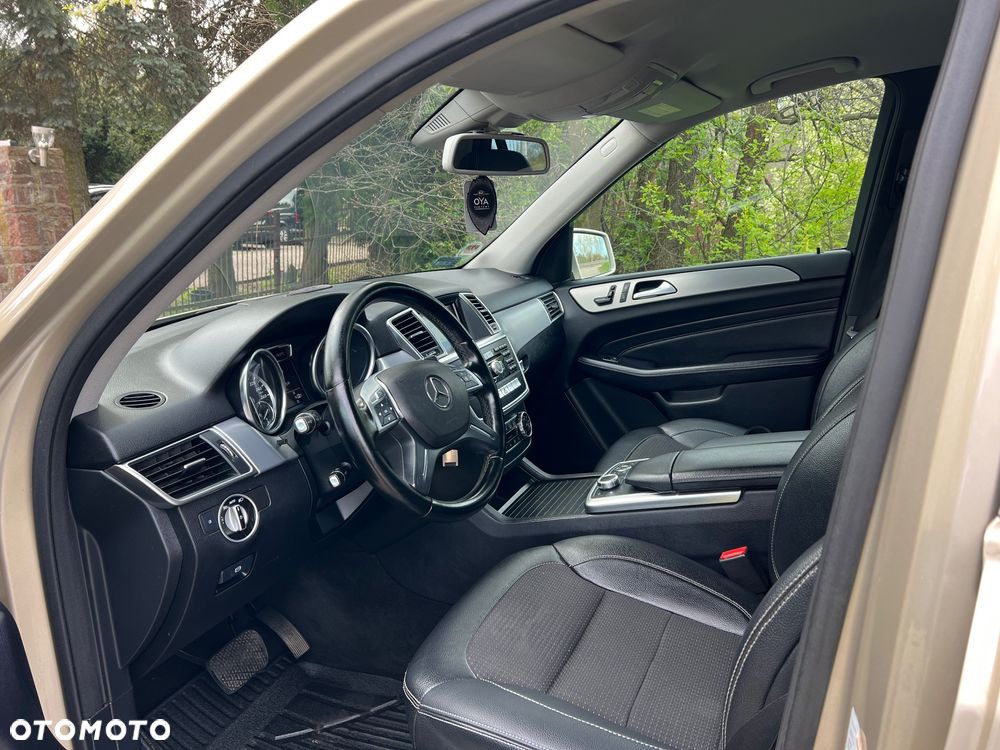 Mercedes-Benz ML 350 BlueTEC 4-Matic - 5