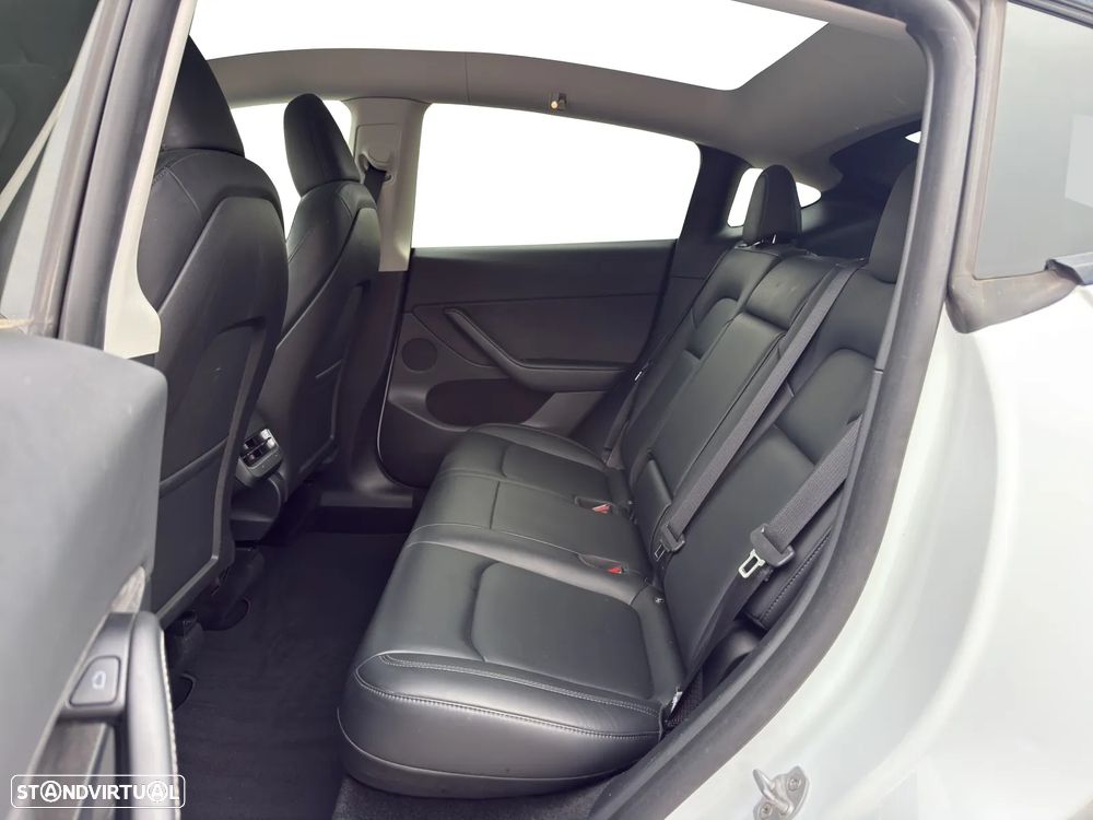 Tesla Model Y Long Range Tração Integral - 13