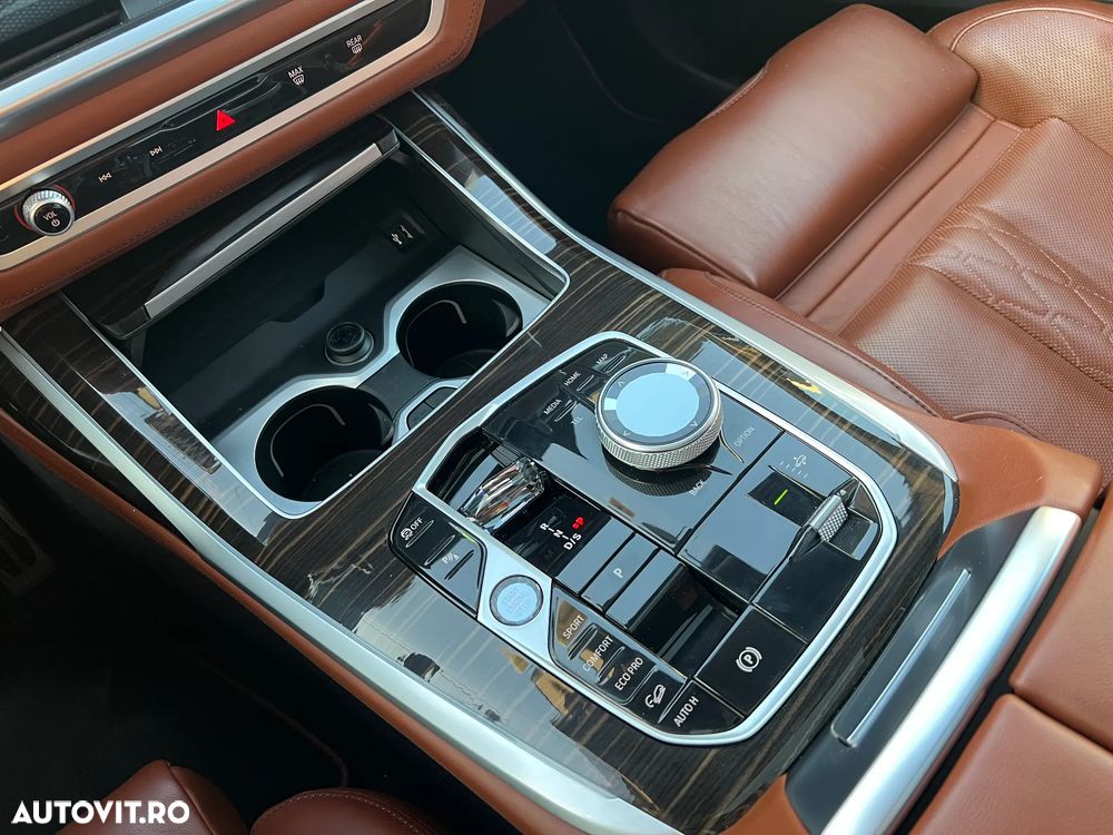 BMW X7 2024 — imagine 26