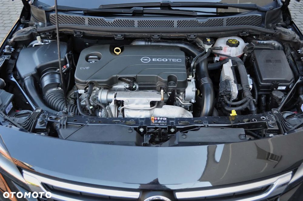 Opel Astra 1.4 Turbo Innovation - 27
