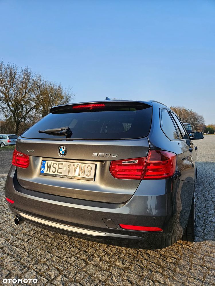 BMW Seria 3 320d Modern Line - 11