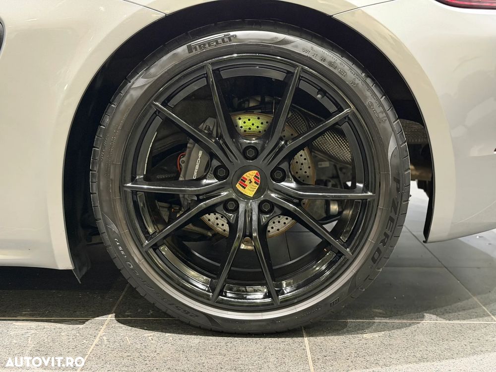 Porsche Boxster 718 PDK - 35