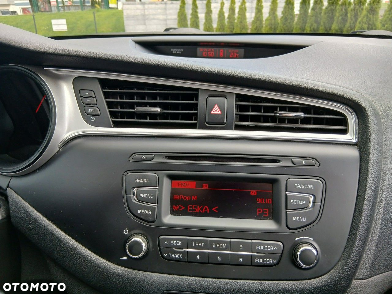 Kia Ceed - 27