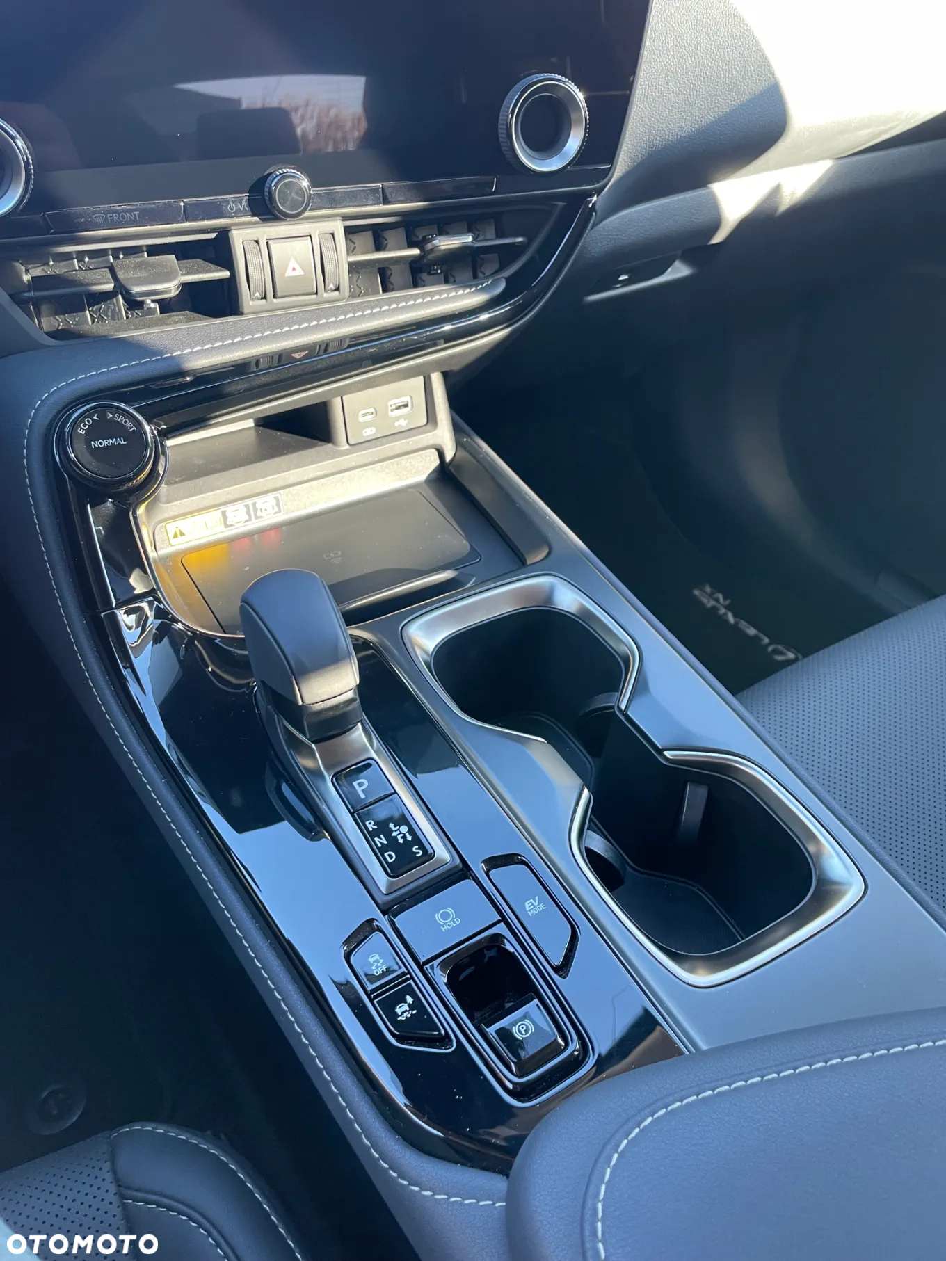 Lexus NX 350h Prestige AWD - 14