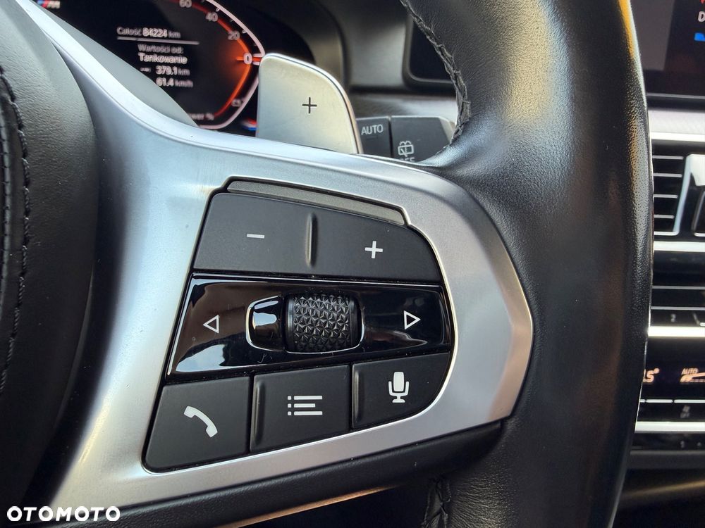 BMW Seria 5 520d M Sport sport - 38