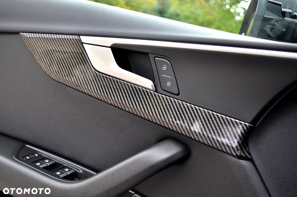 Audi A4 ver-avant-35-tfsi-s-tronic-s-line - 35
