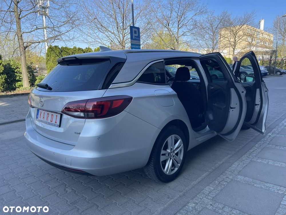 Opel Astra - 14