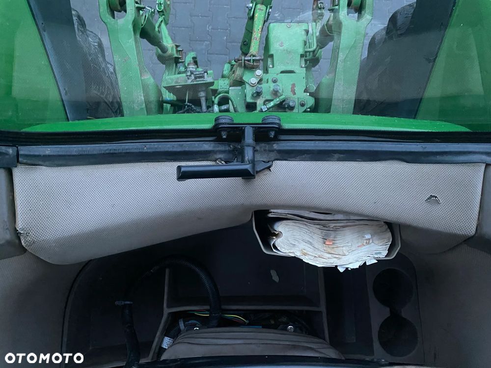 John Deere 7200 R  7230  CASE PUMA 6215 R - 32