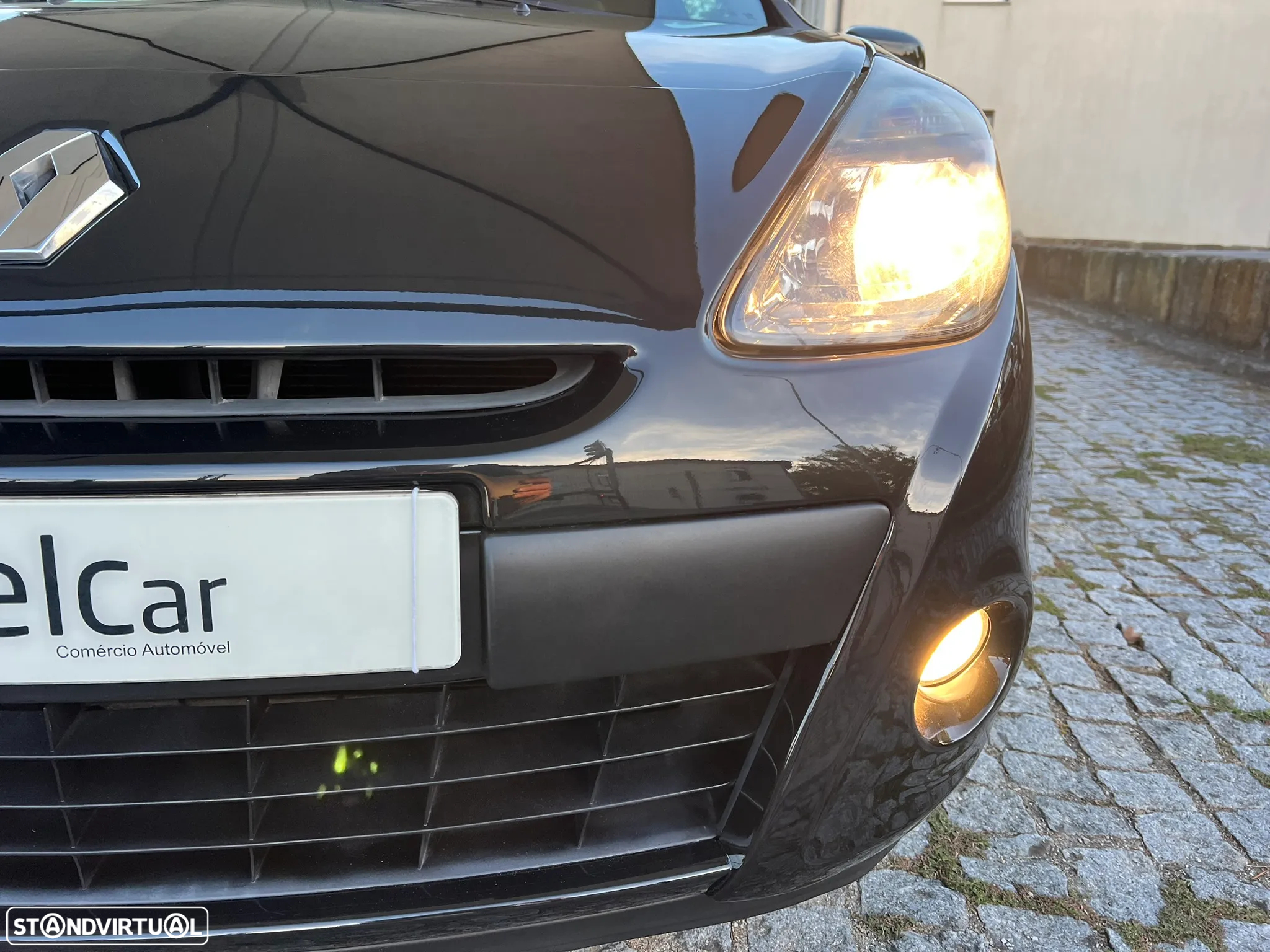 Renault Clio 1.2 16V GT 130g - 11