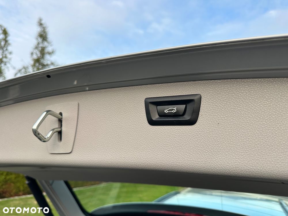 BMW Seria 3 318i Advantage - 11