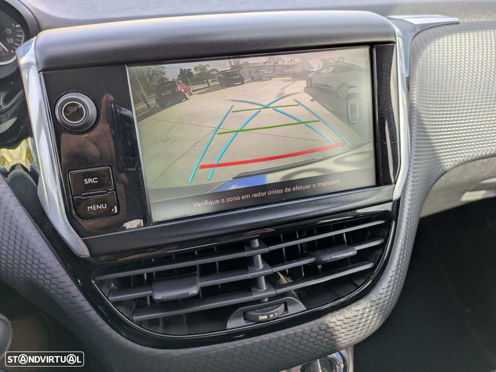 Peugeot 2008 1.6 BlueHDi Style - 10