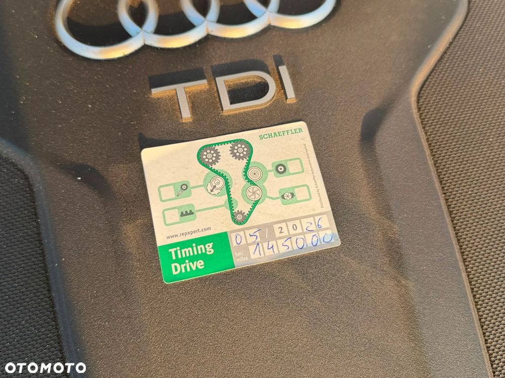 Audi A5 Cabrio 2.0 TDI DPF (clean diesel) - 35