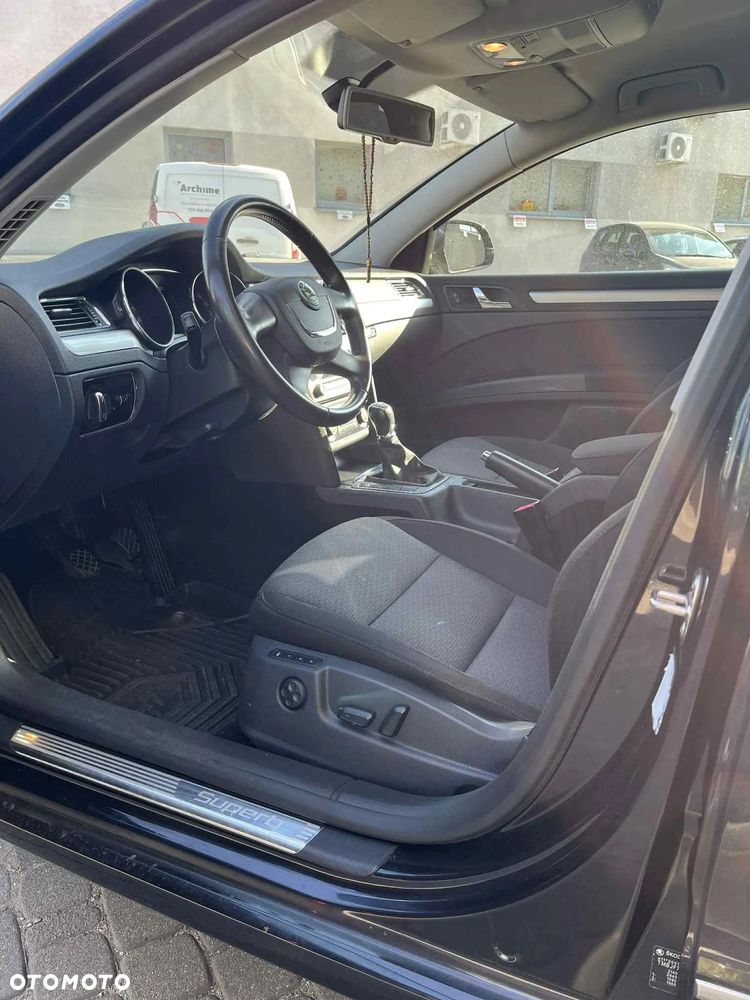 Skoda Superb 2.0 TDI Comfort - 15