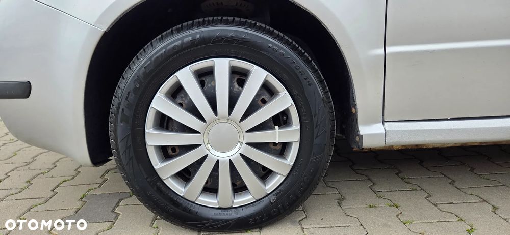 Skoda Fabia 1.2 HTP Classic - 12