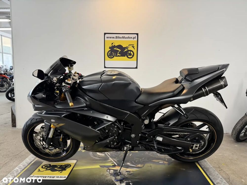 Yamaha YZF - 2