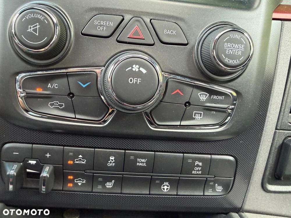 Dodge RAM 5.7 4x4 - 11