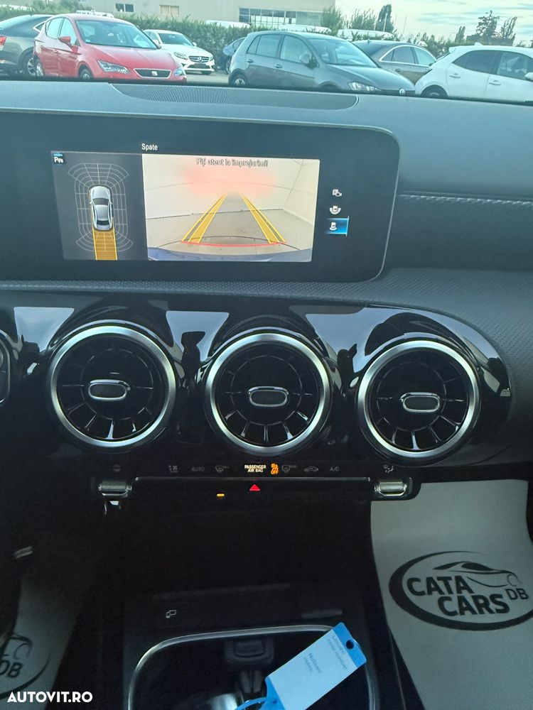 Mercedes-Benz A 180 d Sedan Aut. - 28