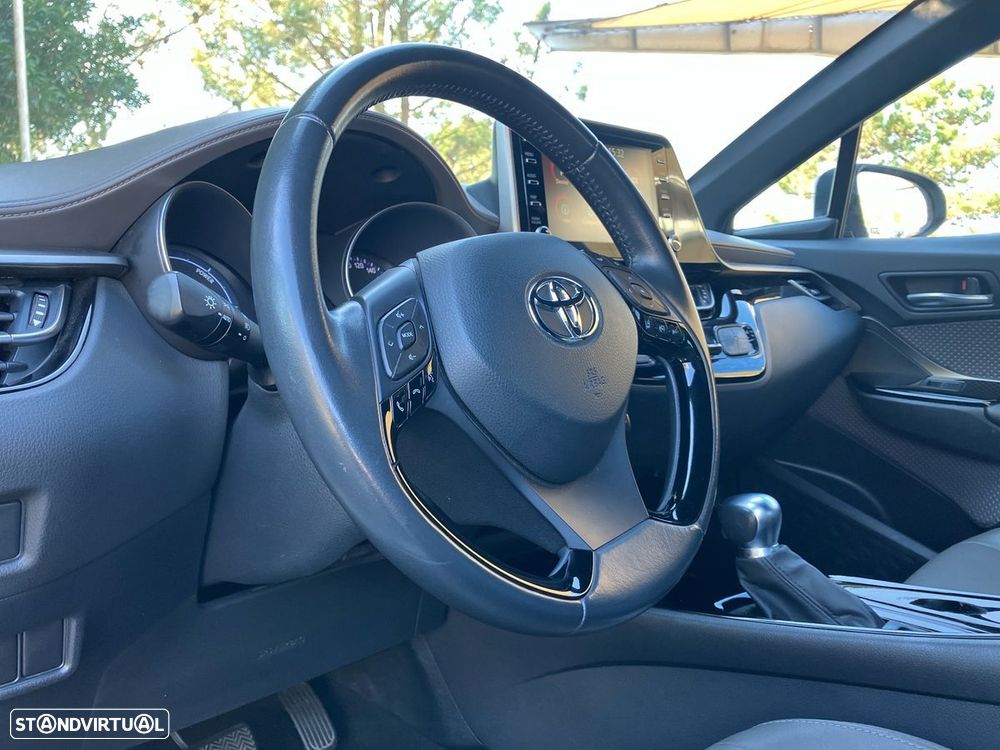 Toyota C-HR - 12