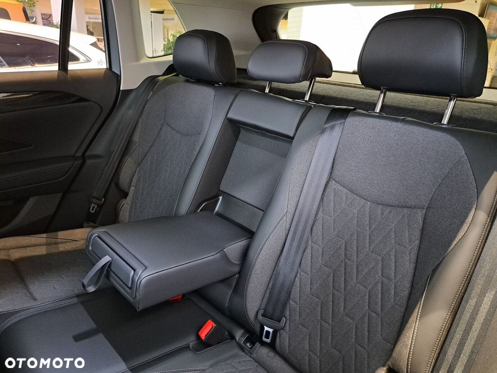 Volkswagen Tiguan 1.5 eTSI Life Plus DSG - 36