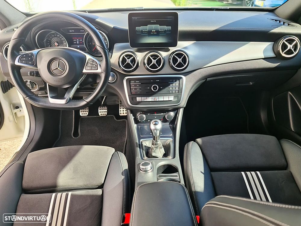 Mercedes-Benz A 180 CDI BE Edition AMG Line - 10