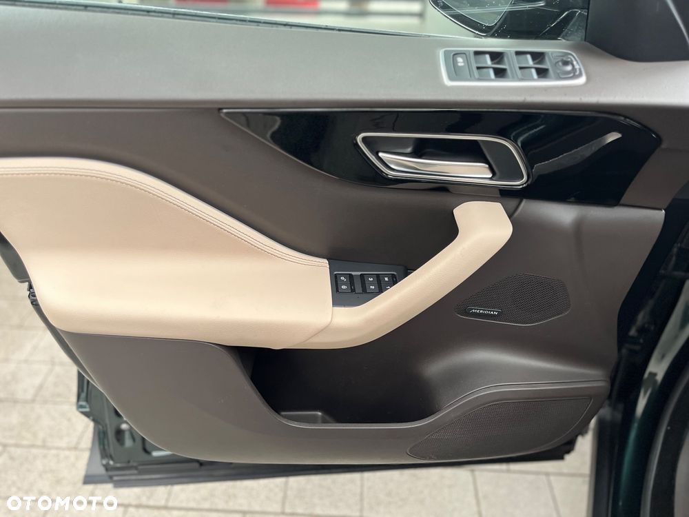 Jaguar F-Pace 2.0 i4P AWD Prestige - 15