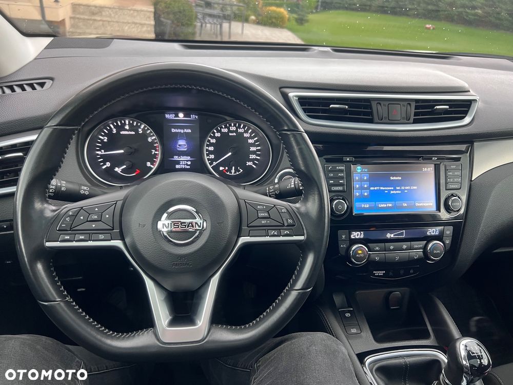 Nissan Qashqai 1.3 DIG-T N-Connecta - 27