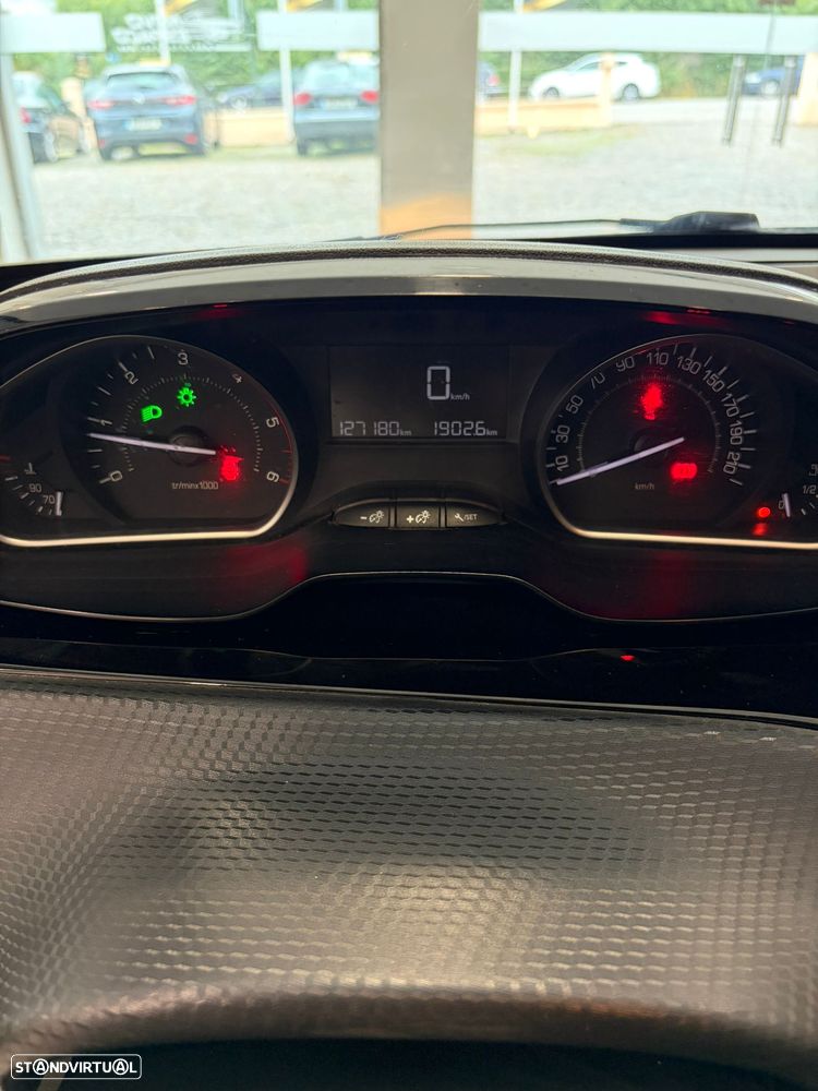 Peugeot 208 1.6 BlueHDi Style - 15