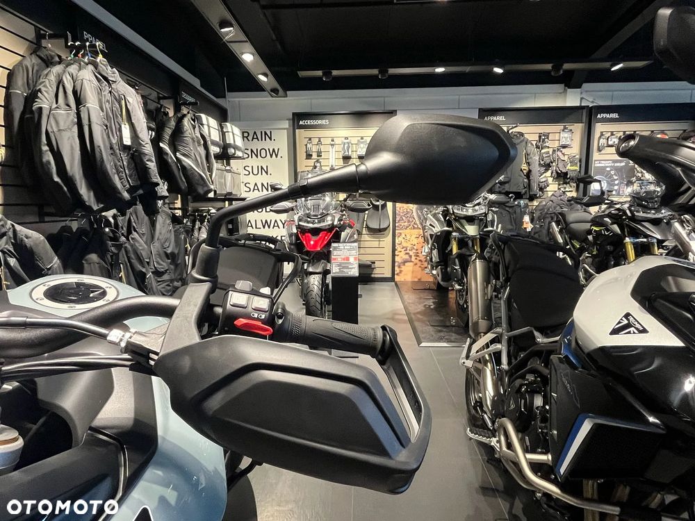 Triumph Tiger - 16