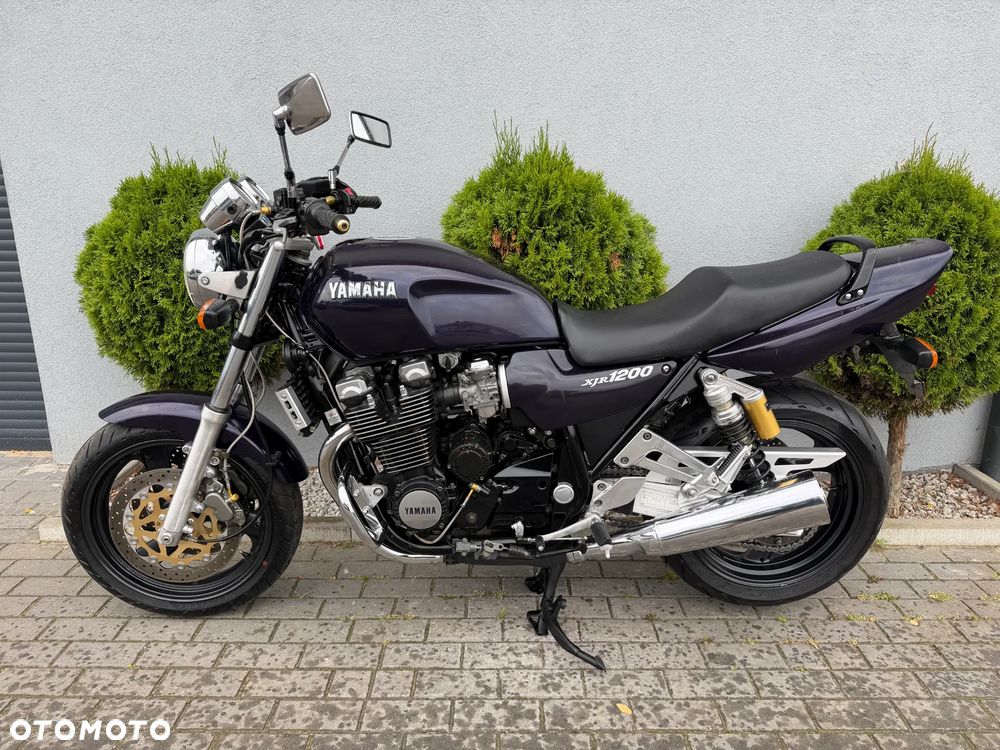 Yamaha XJR - 5