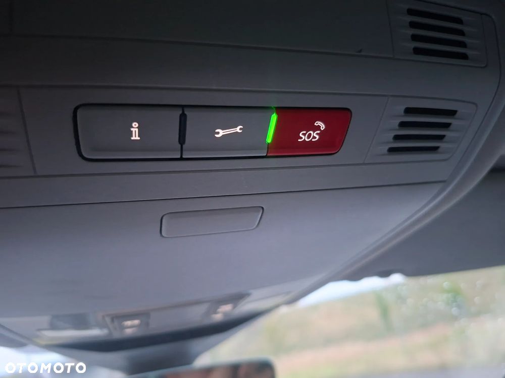 Volkswagen Passat 2.0 TDI EVO Elegance DSG - 13
