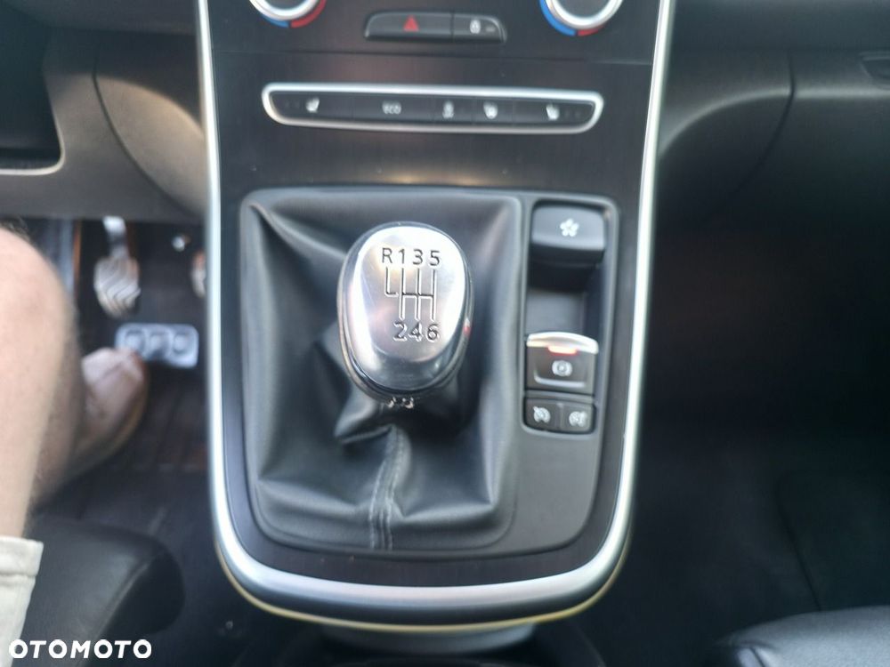 Renault Scenic - 20