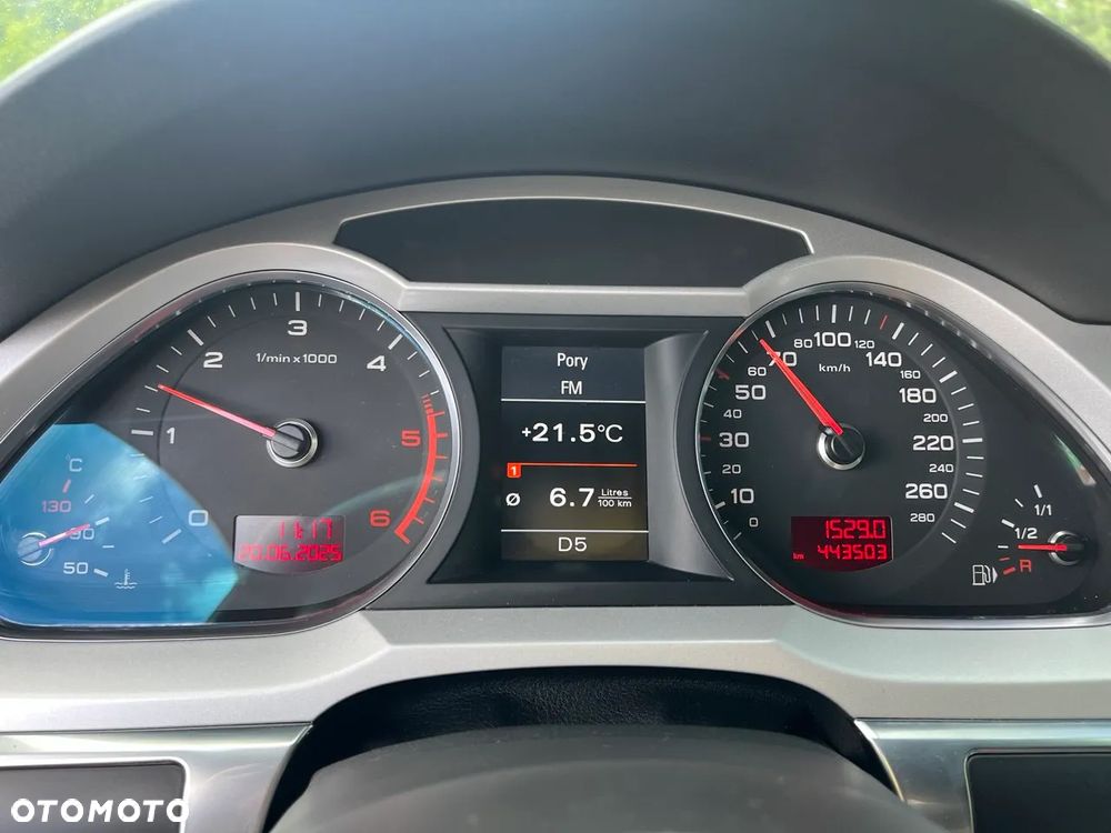 Audi A6 Allroad - 24