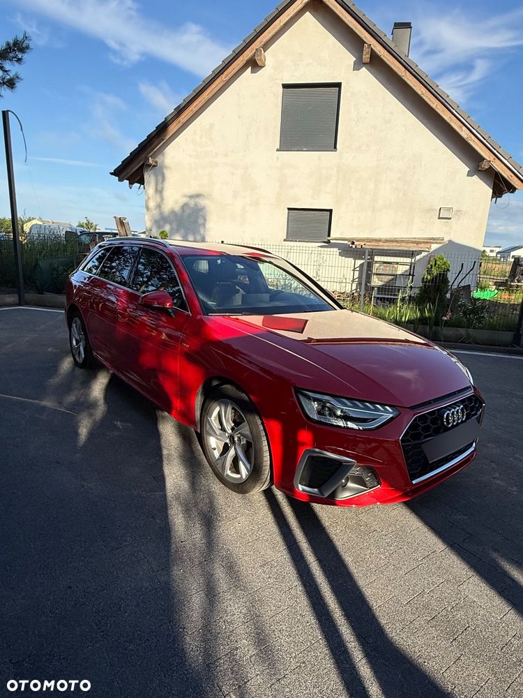 Audi A4 Avant 30 TDI S tronic - 2