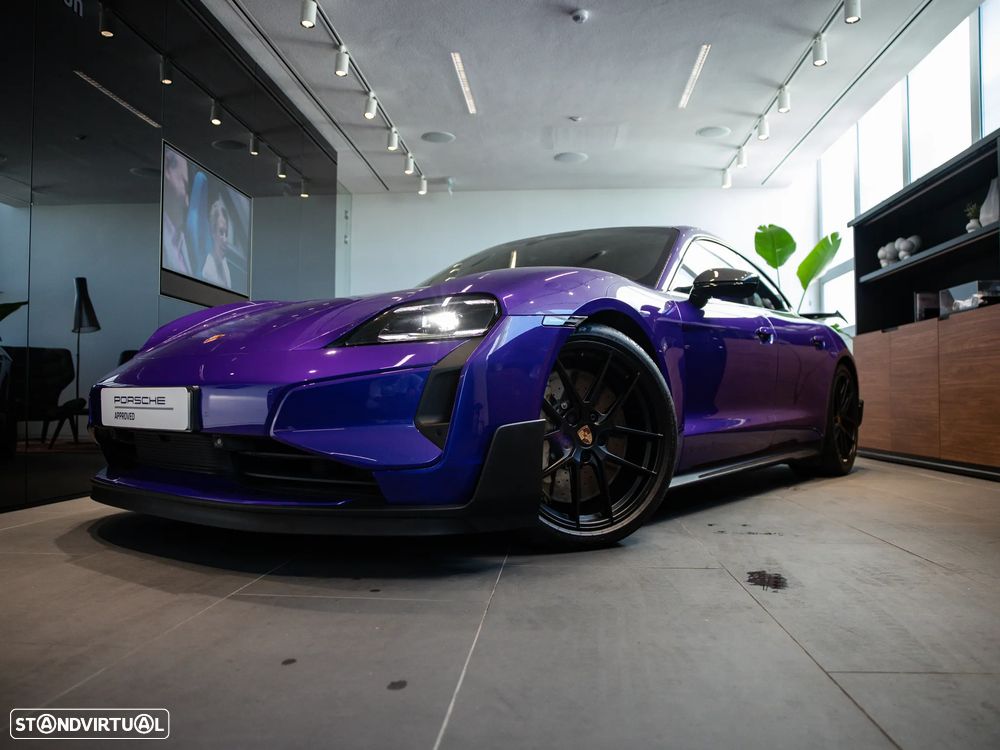 Porsche Taycan Turbo GT Weissach - 6