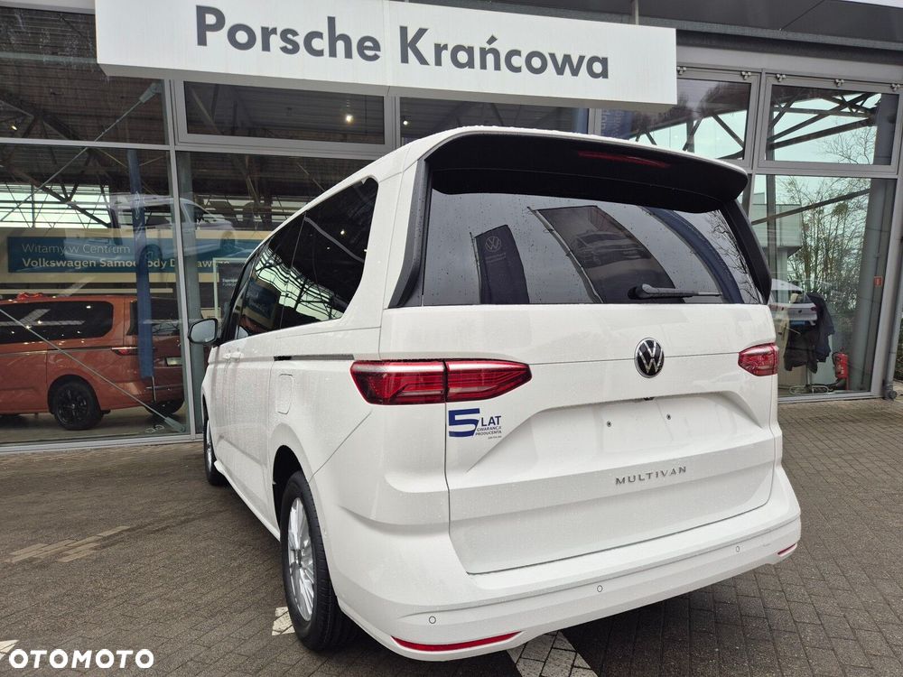 Volkswagen multivan Multivan Family L2 silnik: 2,0 l TDI SCR 150 KM / skrzynia biegów: 7-biegowa DSG rozstaw osi: 3124 mm - 6