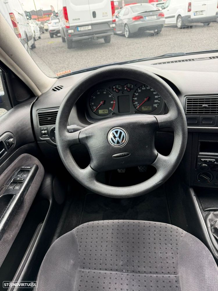 VW Golf 1.4i Confort - 20