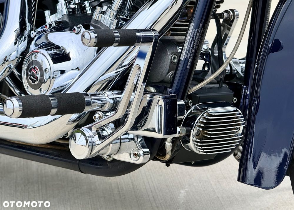 Harley-Davidson Softail - 28