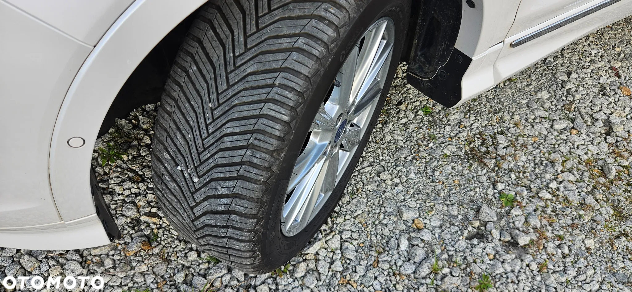 Ford Kuga 2.0 TDCi 2x4 Vignale - 35