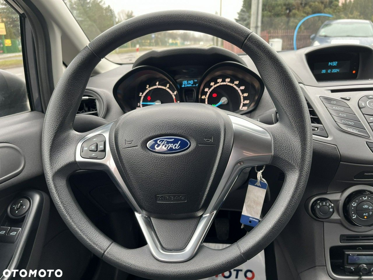 Ford Fiesta - 16