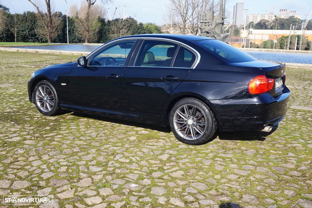 BMW 318 d Line Luxury - 3