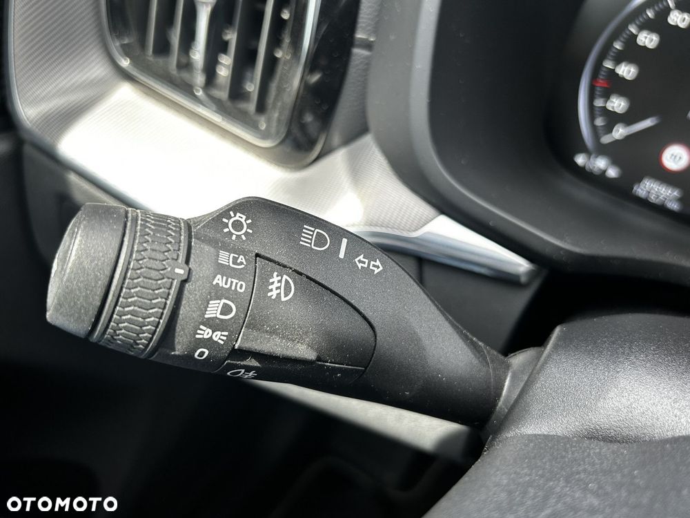Volvo XC 60 - 25
