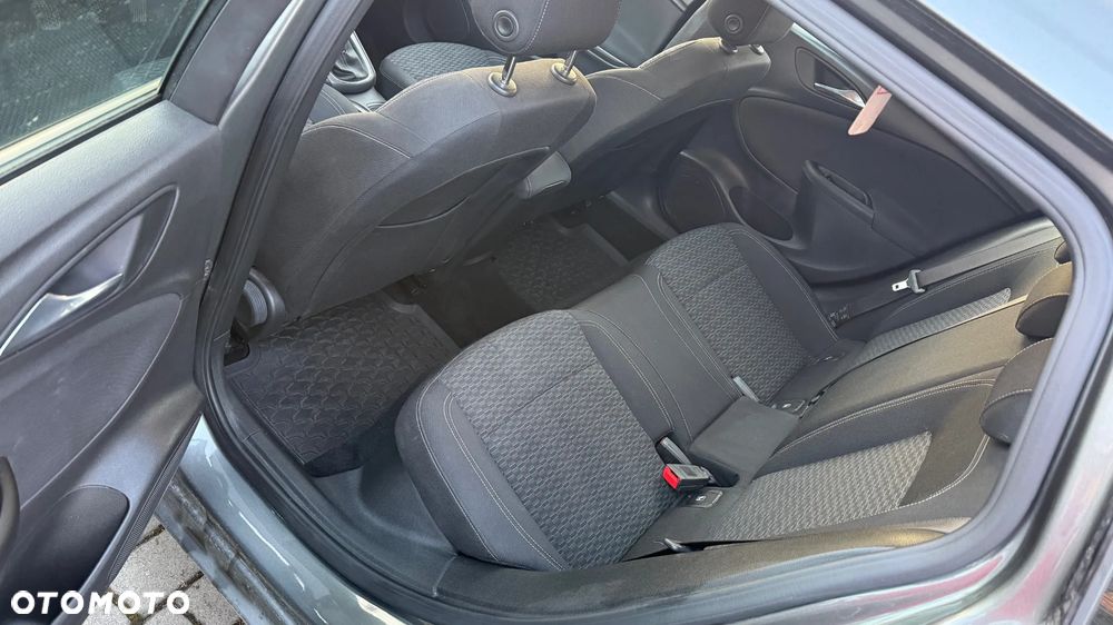 Opel Astra - 9