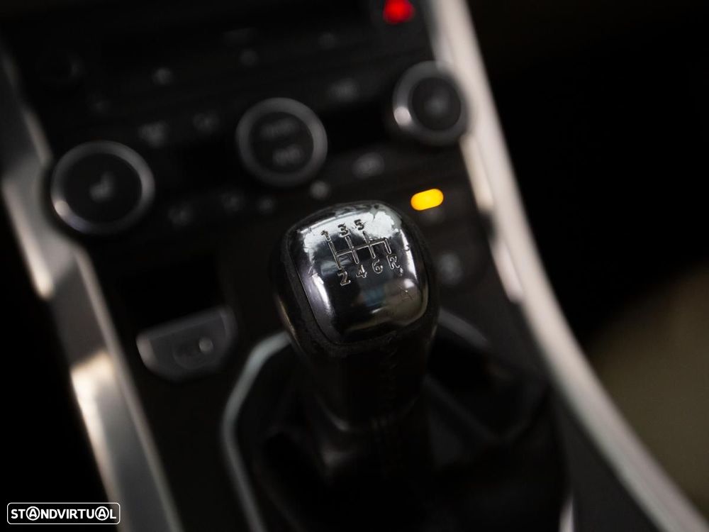 Land Rover Range Rover Evoque - 21