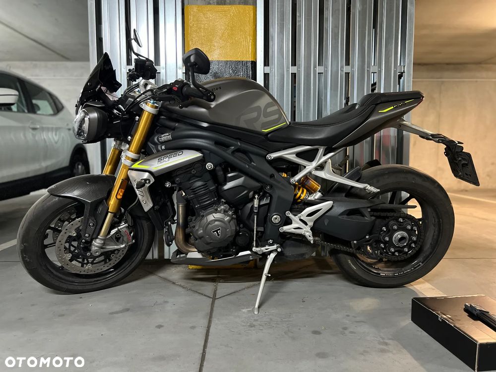 Triumph Speed Triple - 10