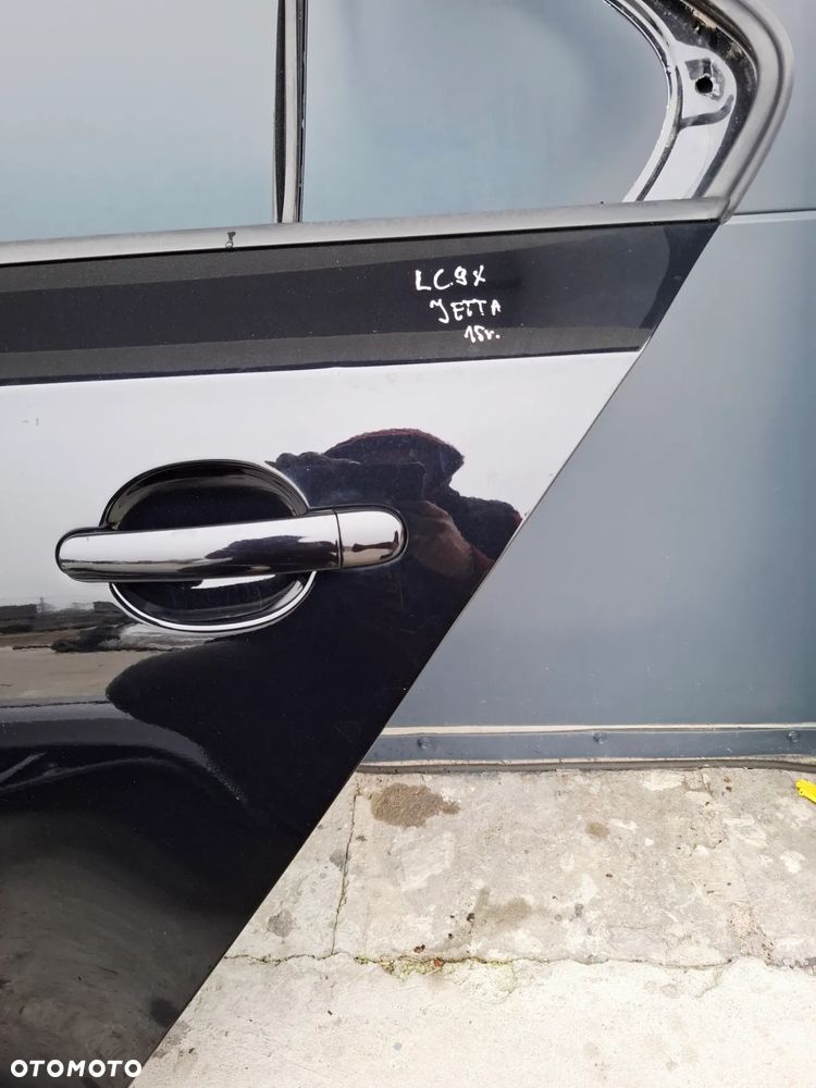 Drzwi Lewy Tył Tylne LC9X VW Jetta 5C6 IV 2015r Lift - 7