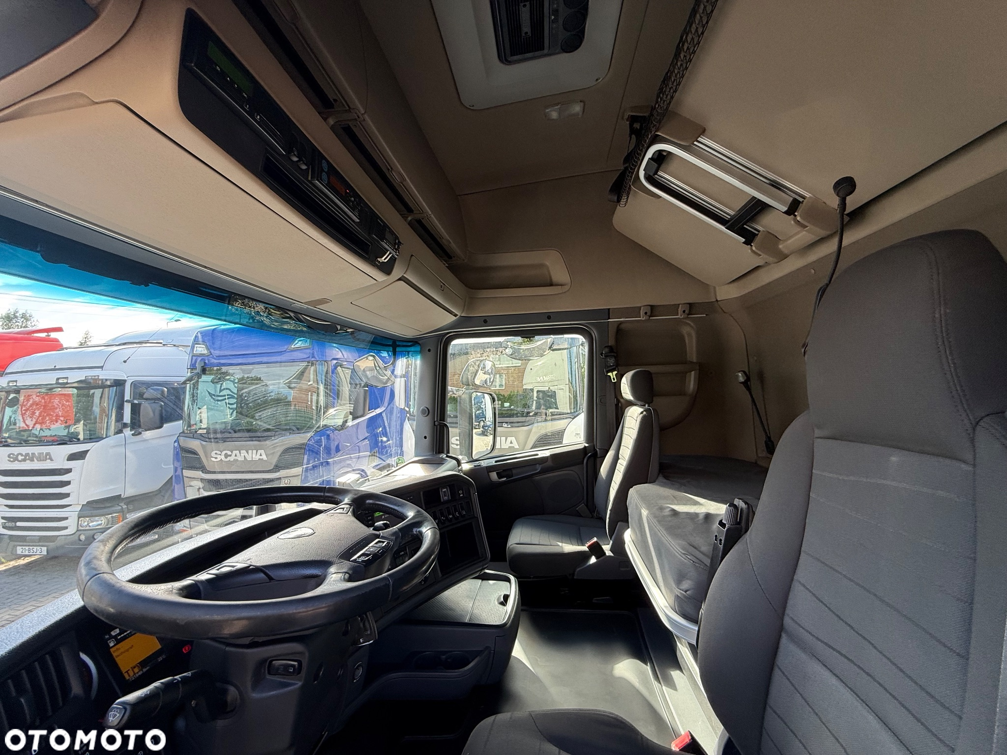 Scania R450 TopLine LowDeck 2017r Mega - 11
