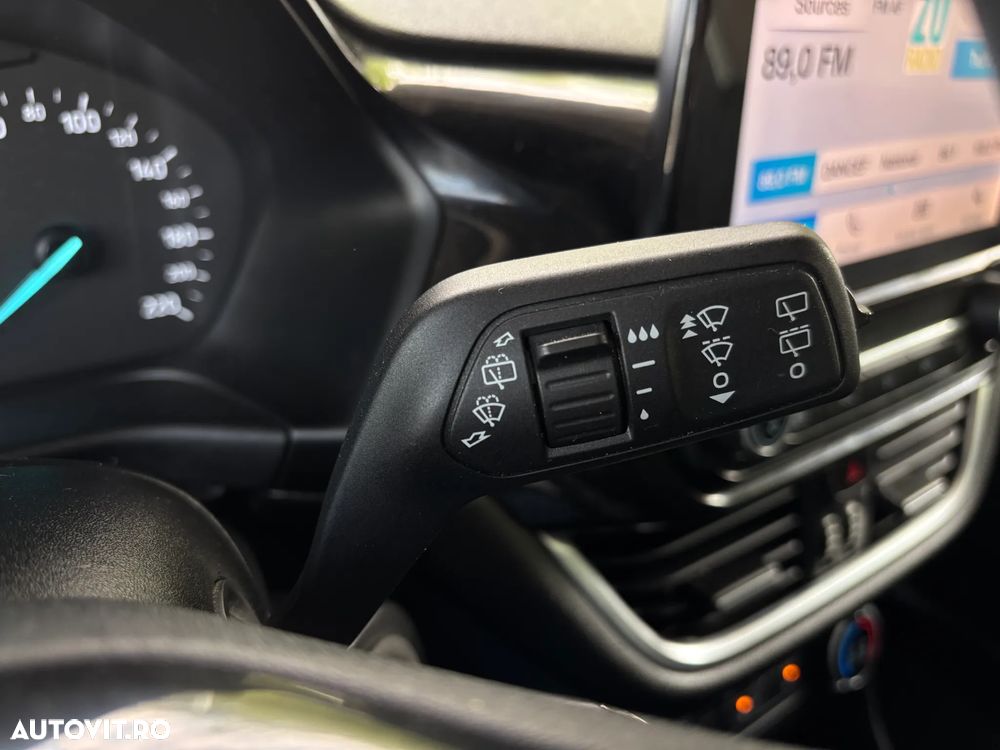 Ford Fiesta 1.1 Trend - 16