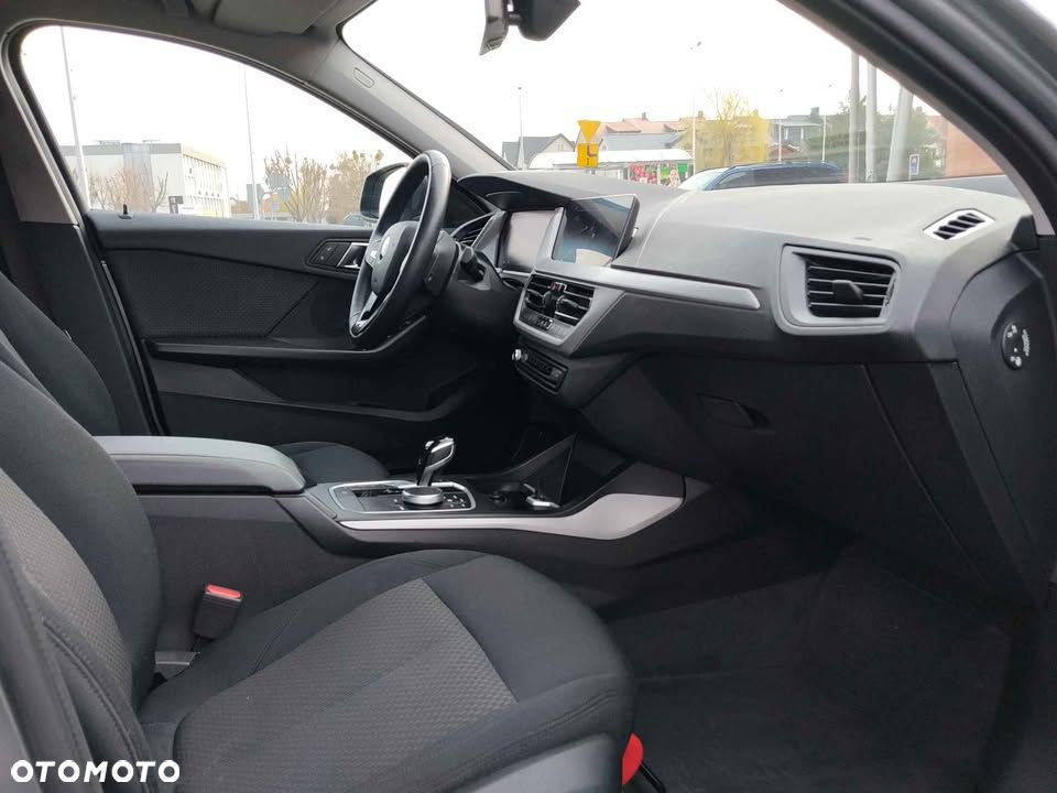 BMW Seria 1 118i - 10